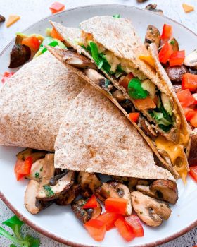 Pilz-Avocado-Wrap