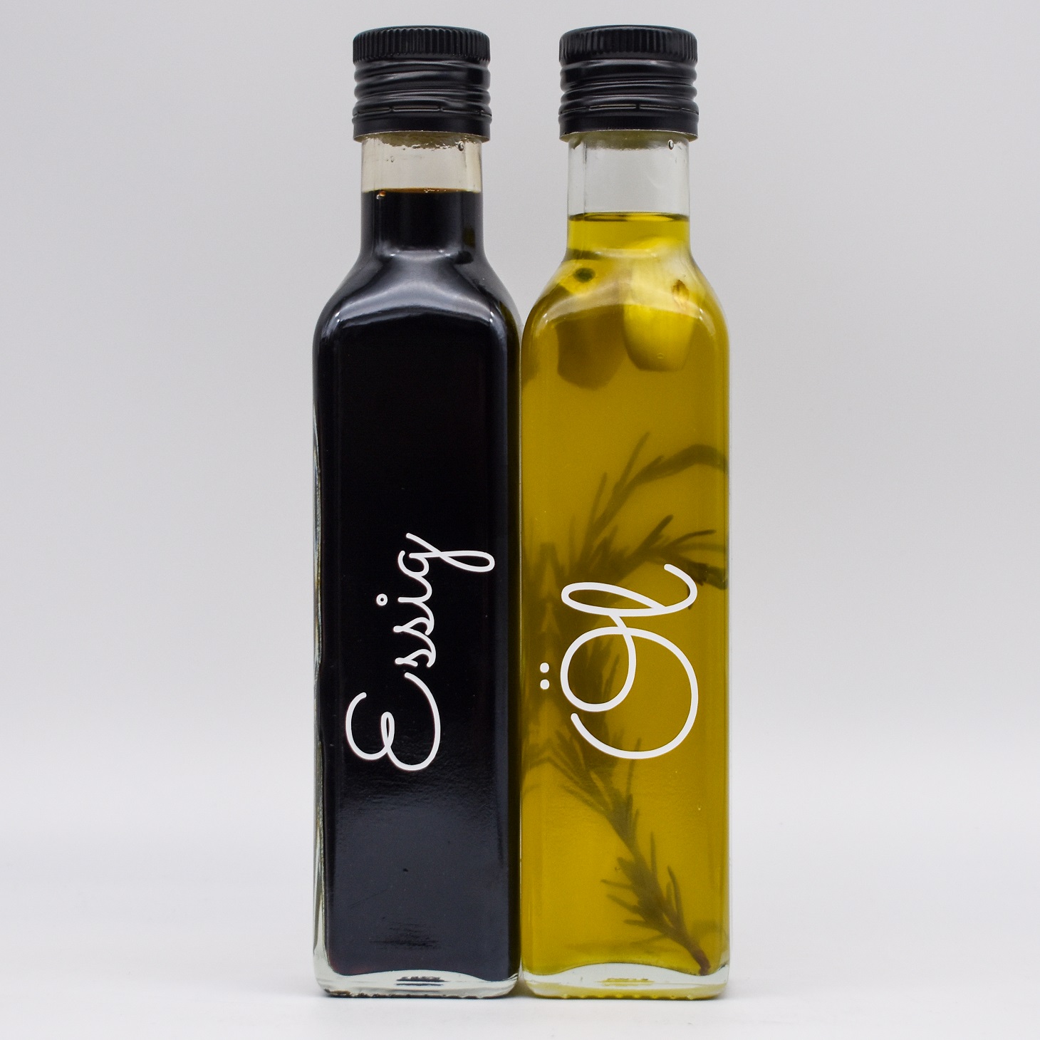 Essig Öl Spender Set Flaschen Glas mit Edelstahl-Ausgießer Deckel in schwarz  - Olivenmax - Dein Onlineshop für Olivenöl!