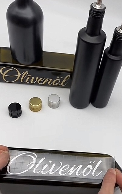 Ölflasche mit Ausgießer aus Edelstahl, 1 Liter - Olivenmax - Dein  Onlineshop für Olivenöl!