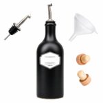 Steinzeug Ölflasche Schwarz 500 ml mit Edelstahl Ausgießer – Keramik Ölspender für Olivenöl, Essig & Dressing