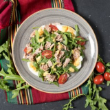 Rucola Salat mit Thunfisch und Ei